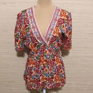 Nostalgia Floral V-Neck Scalloped Lace Neckline Cold Shoulder Peplum Blouse L